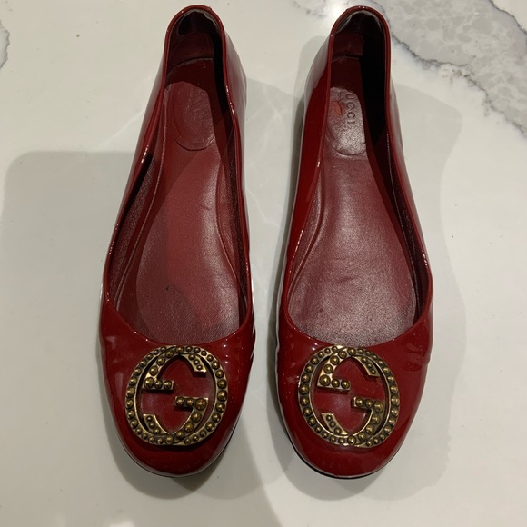 Gucci studded interlocking G patent flats - Picture 4 of 6